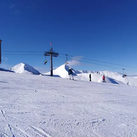 Sunny - Few Steps From Gondola